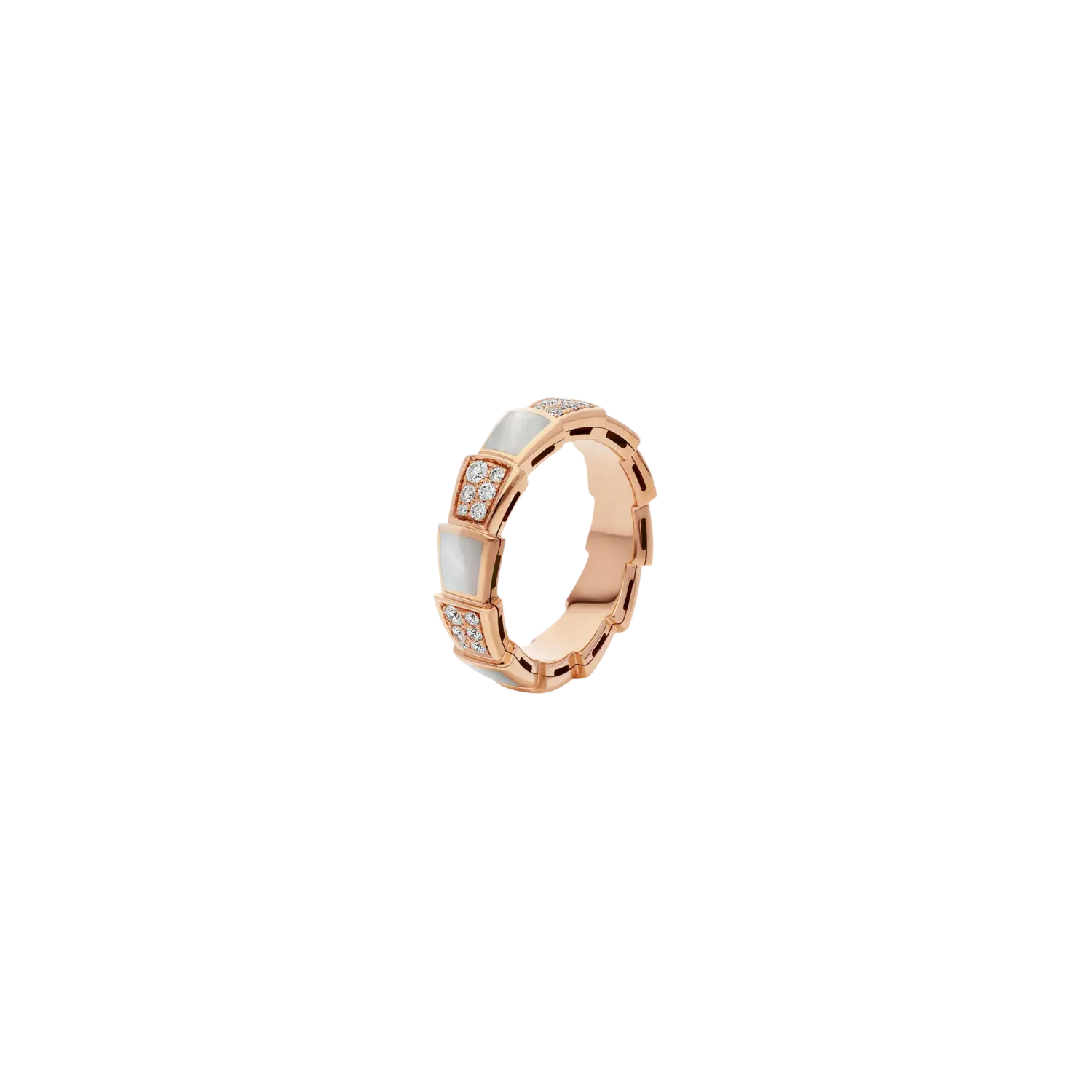 

Кольцо-обруч serpenti viper из розового золота 18 карат с перламутром и паве из бриллиантов. ширина 6 мм. BULGARI