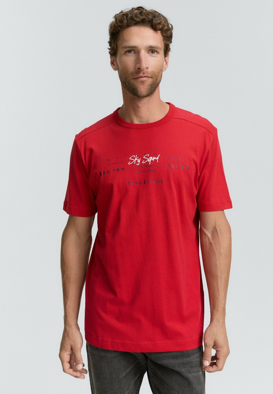 

Футболка TOM TAILOR MIT PRINT, Samba Red/Red