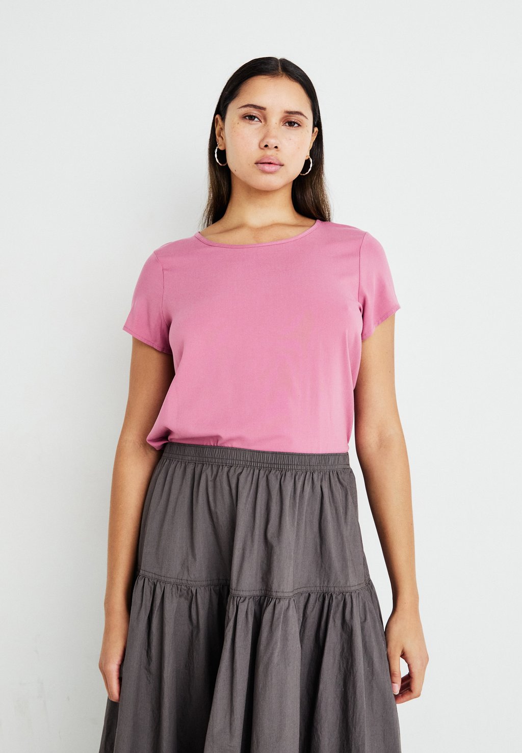 

Базовая футболка VMBELLA Vero Moda, светло-розовый