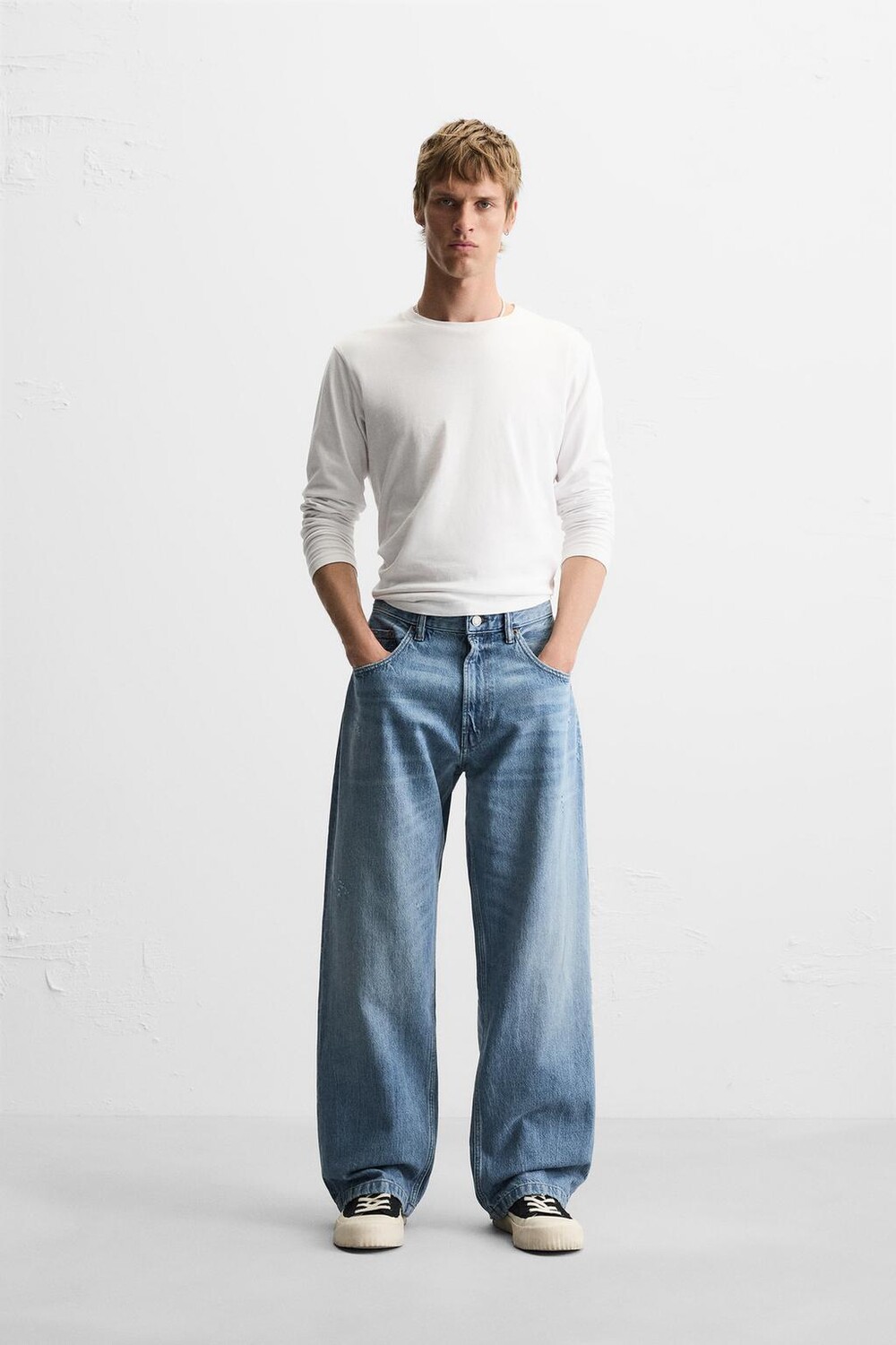 

Джинсы мешкового покрытия ZARA, синий