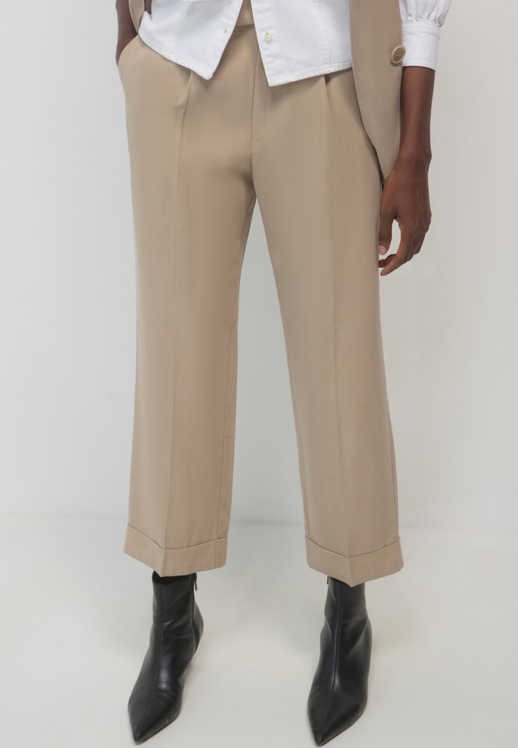 

Брюки PANTALONE Calliope, бежевый
