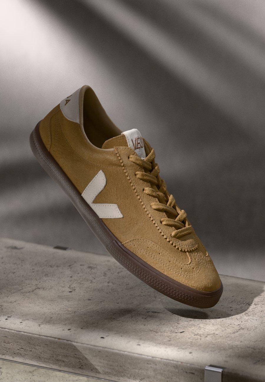 Кроссовки Veja VOLLEY, Tent/Natural/Eagle/Cognac