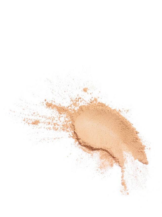 Пудра универсальная рассыпчатая Natural Finish в дорожном формате CHANEL, 40 Medium Plus — фото 3