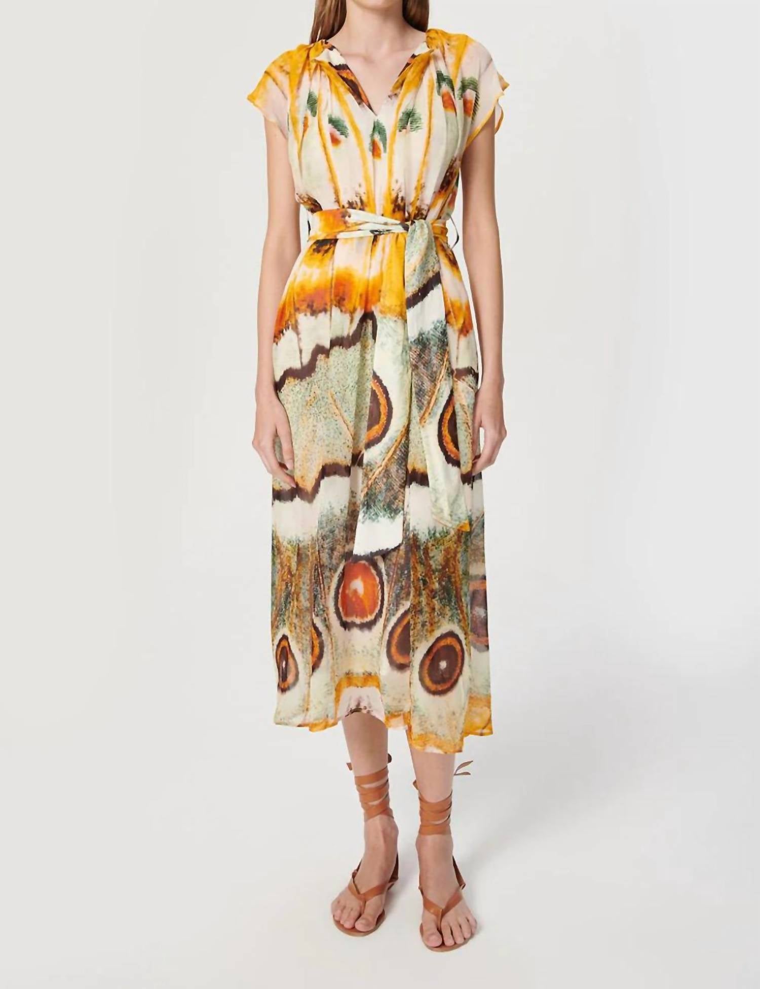 

Платье Nubia Maxi в цвете Petal Skin Yellow CHUFY
