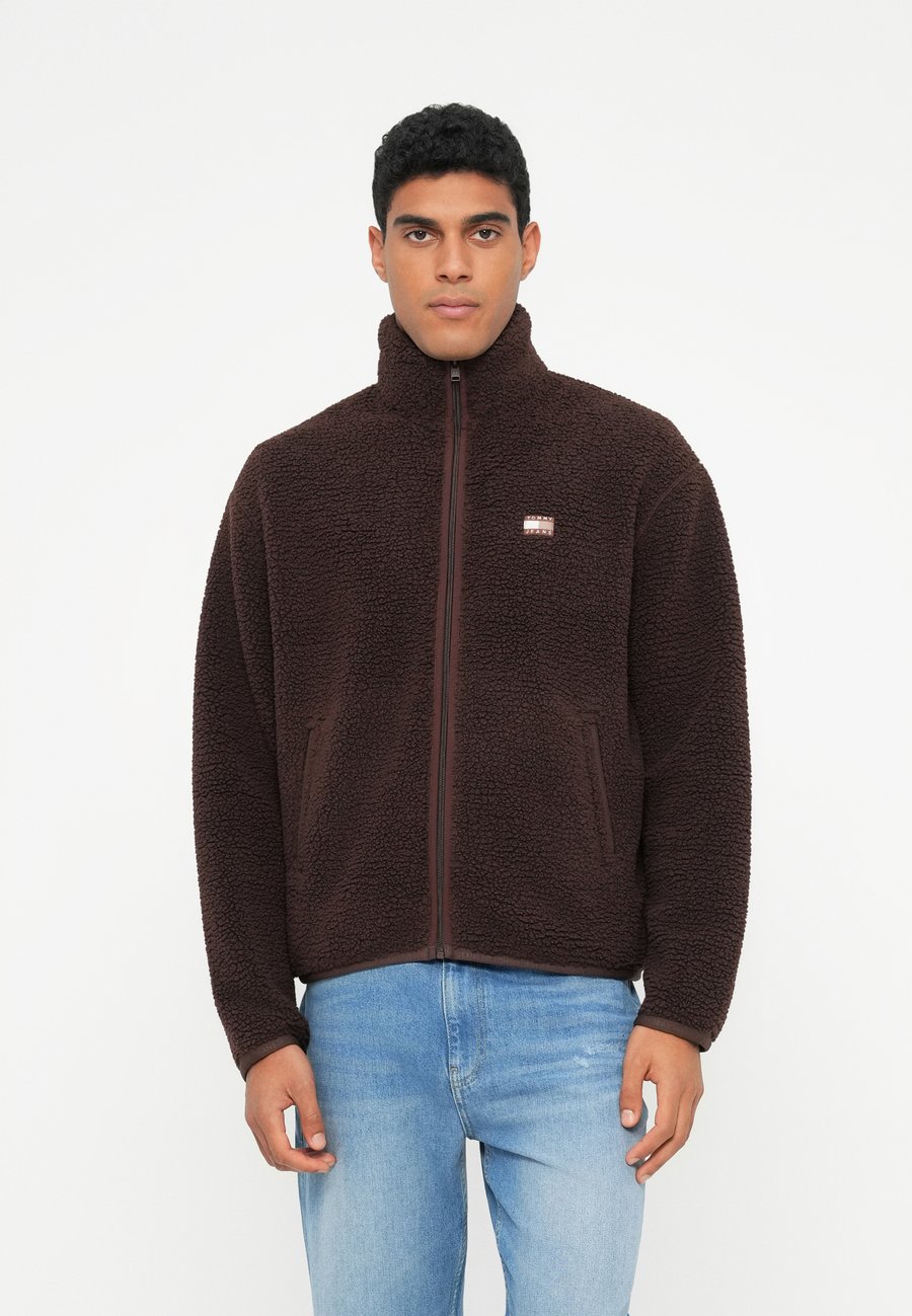 

Флисовая куртка Tommy Jeans BADGE UNISEX, Rich Brown/Brown