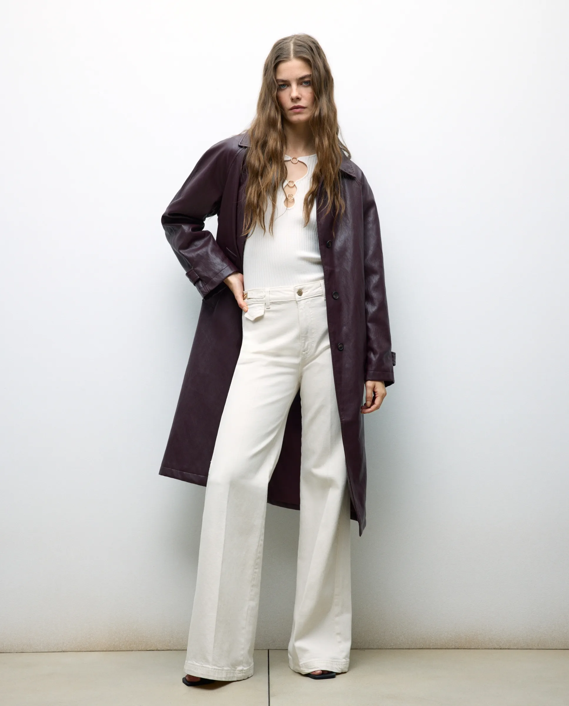 

Женские брюки-клеш со средней посадкой и цепью Tintoretto, песочный