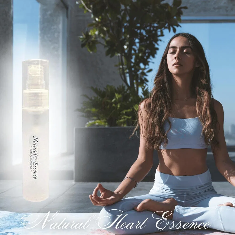 Набор для ухода за кожей Мист Natural Heart Essence C-Vision Original 30 мл 12 шт — фото 3