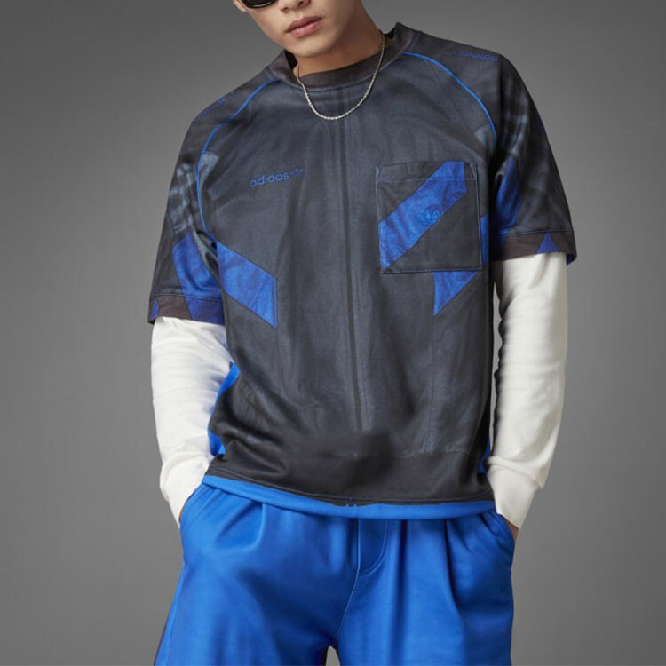 Футболка мужская синяя с черными надписями Adidas Originals, синий — фото 2