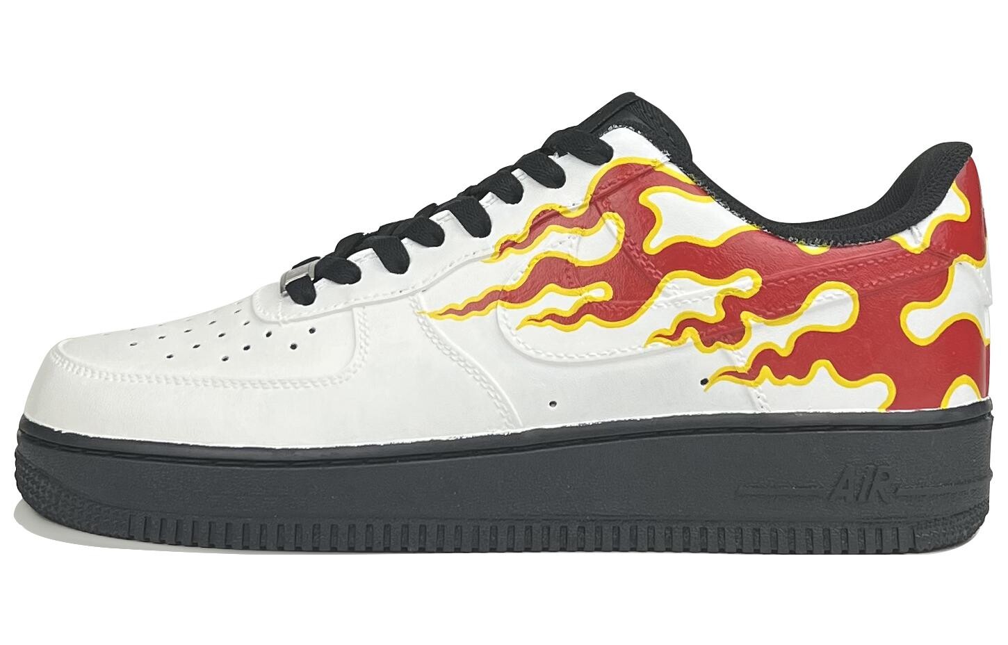 

Кроссовки для скейтбординга Air Force 1 мужские низкие черные/белые/красные Nike, Черный, Кроссовки для скейтбординга Air Force 1 мужские низкие черные/белые/красные Nike