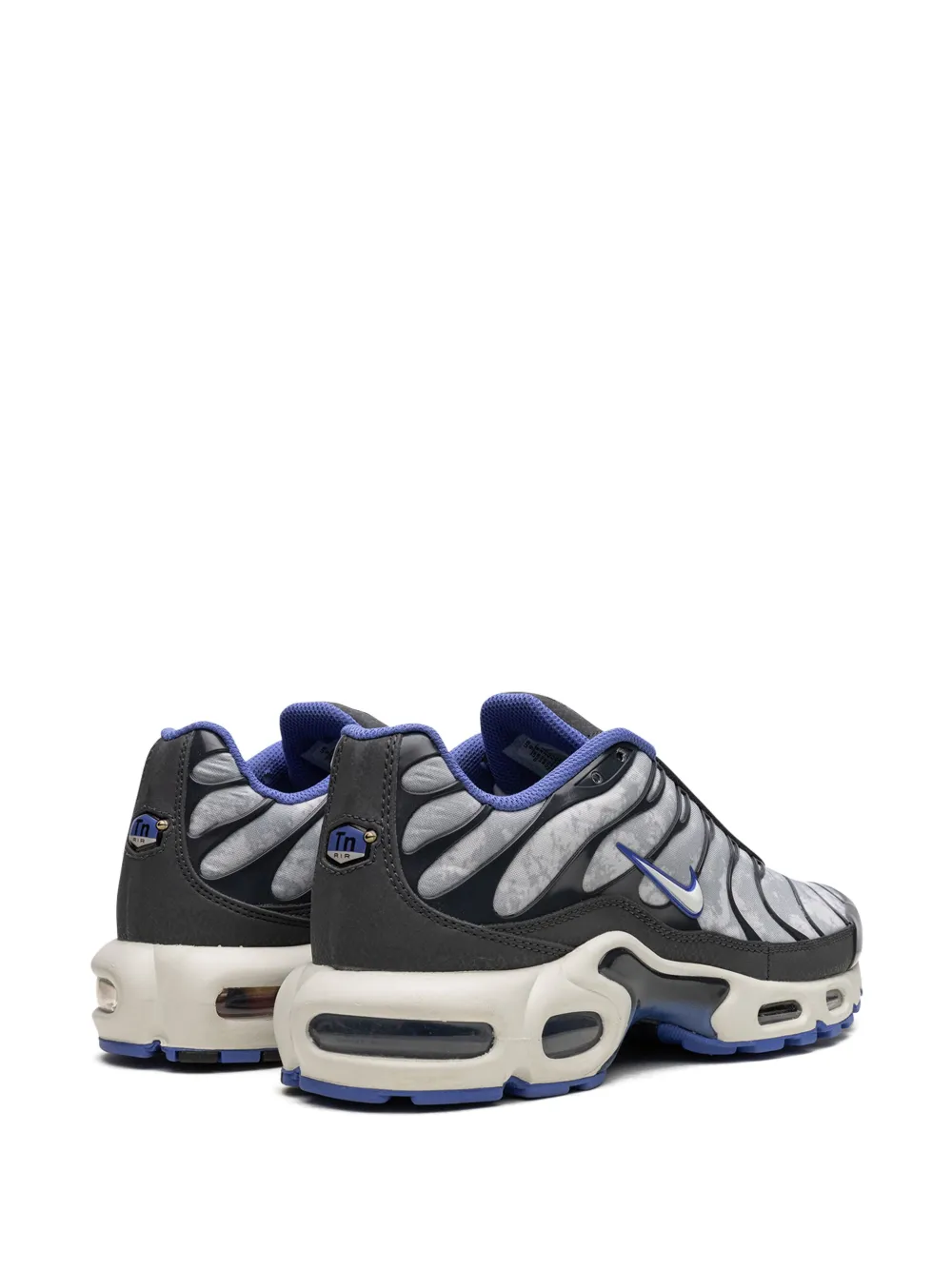 Кроссовки Air Max Plus SE Social F.C Nike, серый — фото 3