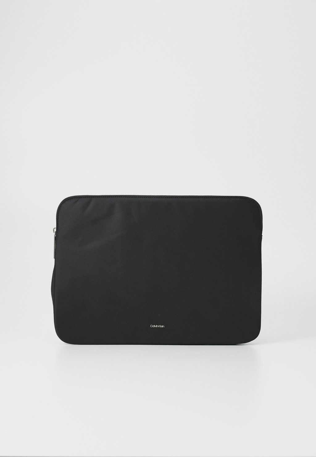 

Сумка для ноутбука BUSINESS TECH LAPTOP SLEEVE Calvin Klein, черный