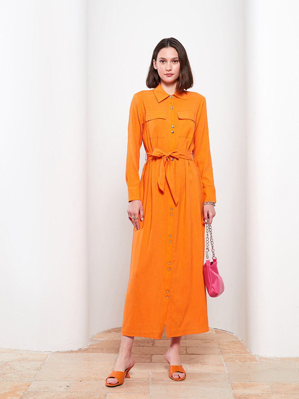 

Простое женское платье-рубашка с длинным рукавом LCW Modest