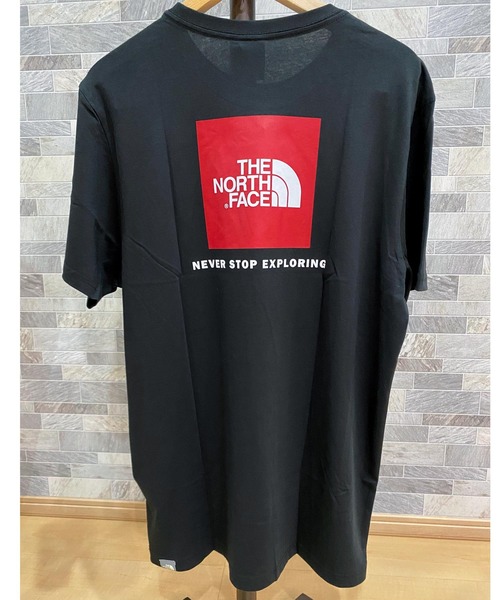 

Футболка с коротким рукавом, круглым вырезом, логотип на спине THE NORTH FACE, черный