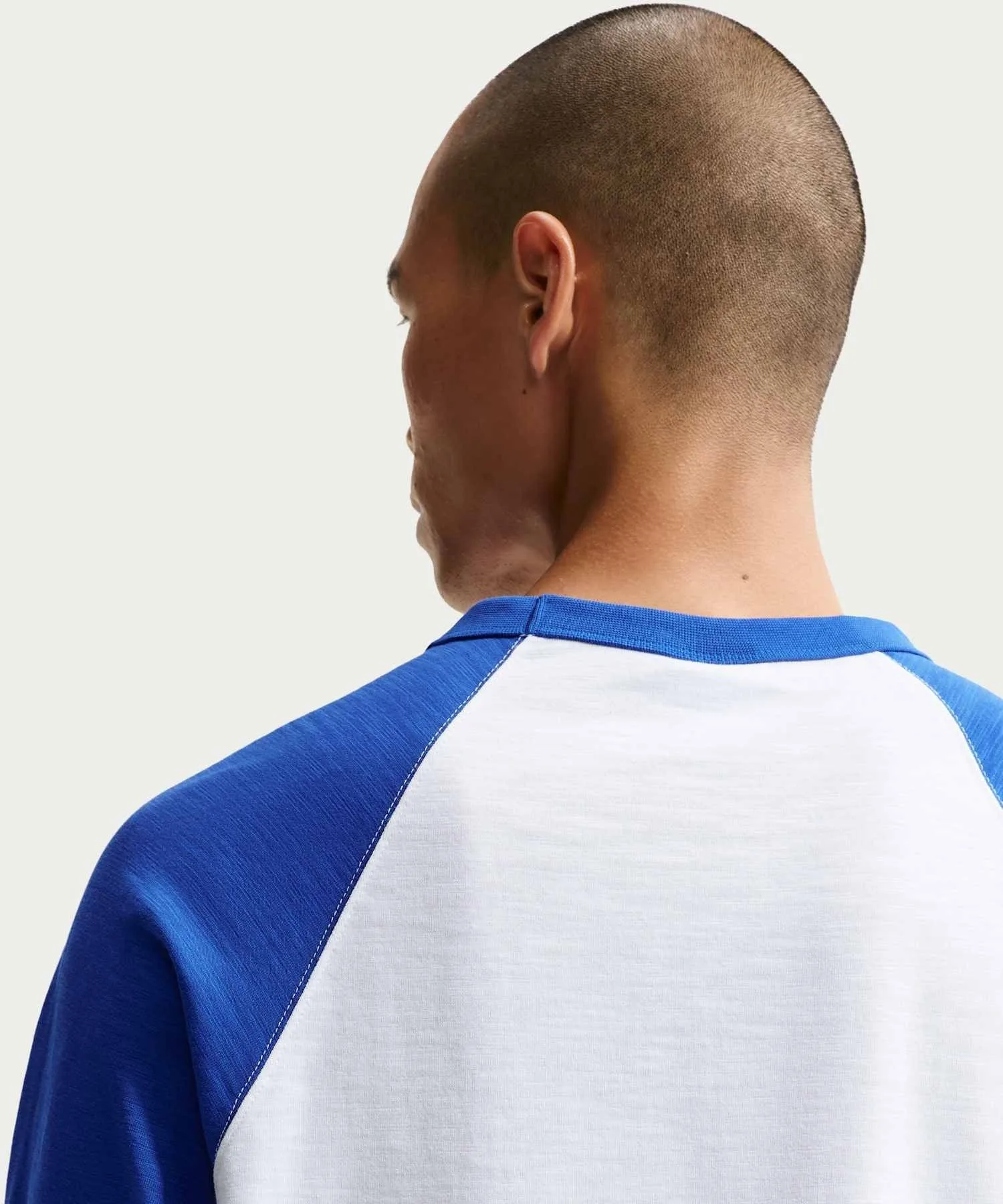 Мужской топ с 3/4 рукавом Nike Sportswear Club IF0756-480 синий — фото 2