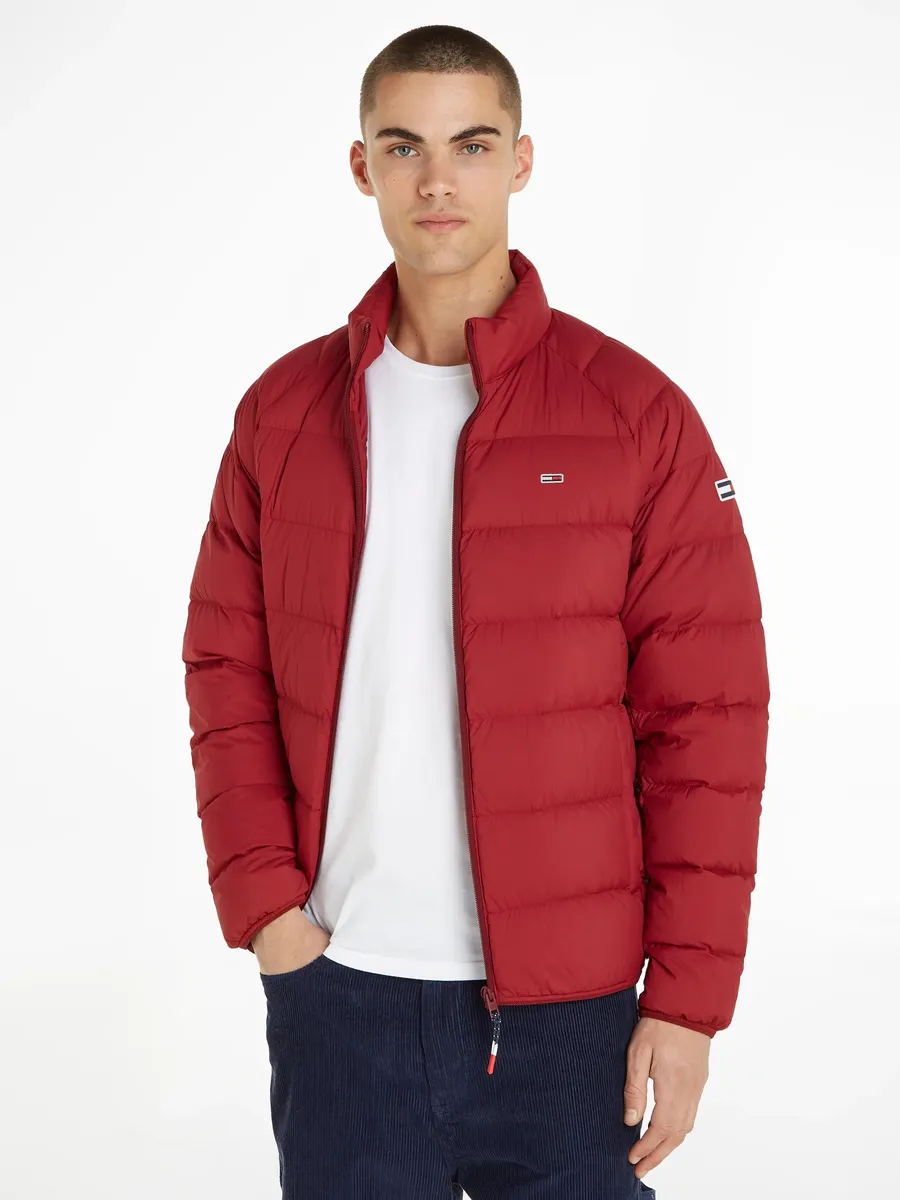 

Пуховик Tommy Jeans "TJM LIGHT DOWN JACKET" с вышивкой логотипа, цвет Rouge