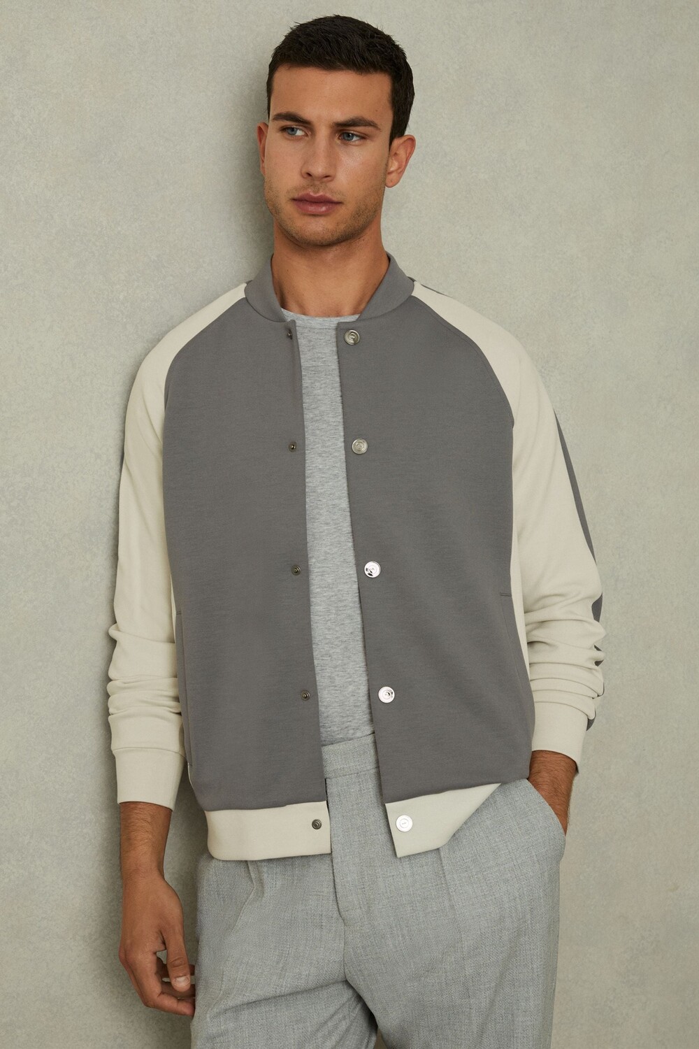 

Куртка из джерси Pelham в стиле «колор блок» Reiss, серый