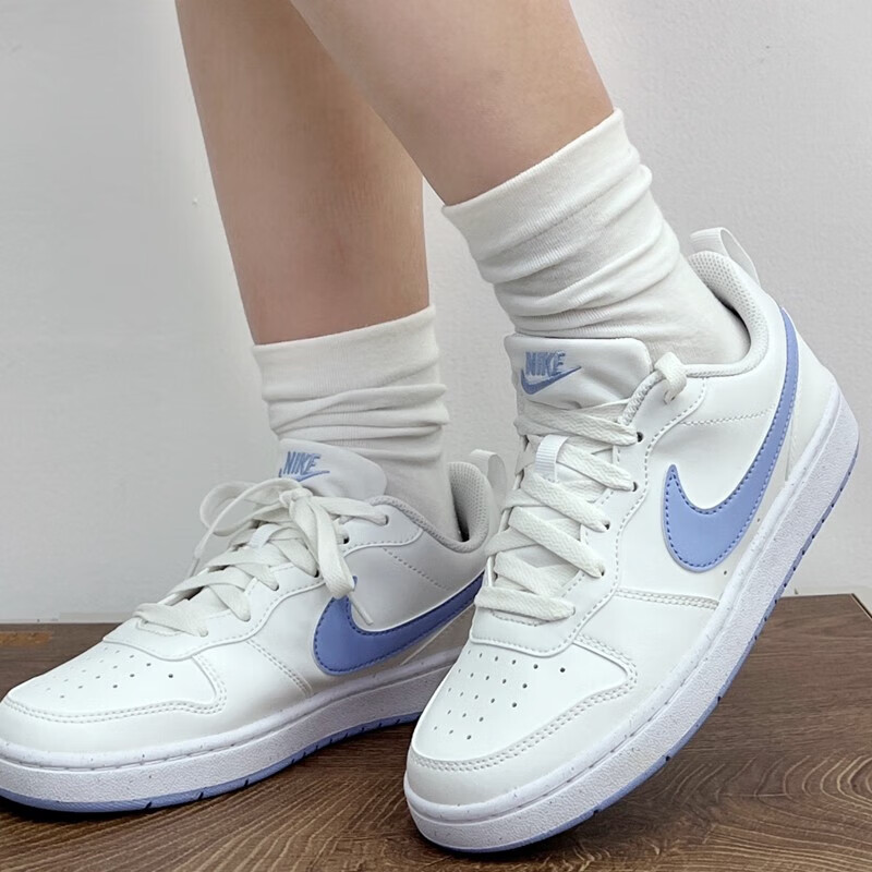 Nike Court Borough Low Recraft GS 'Summit White Cobalt Bliss', Peak White/Crazy SEAZA Blue (с фирменными носками*1) — фото 2
