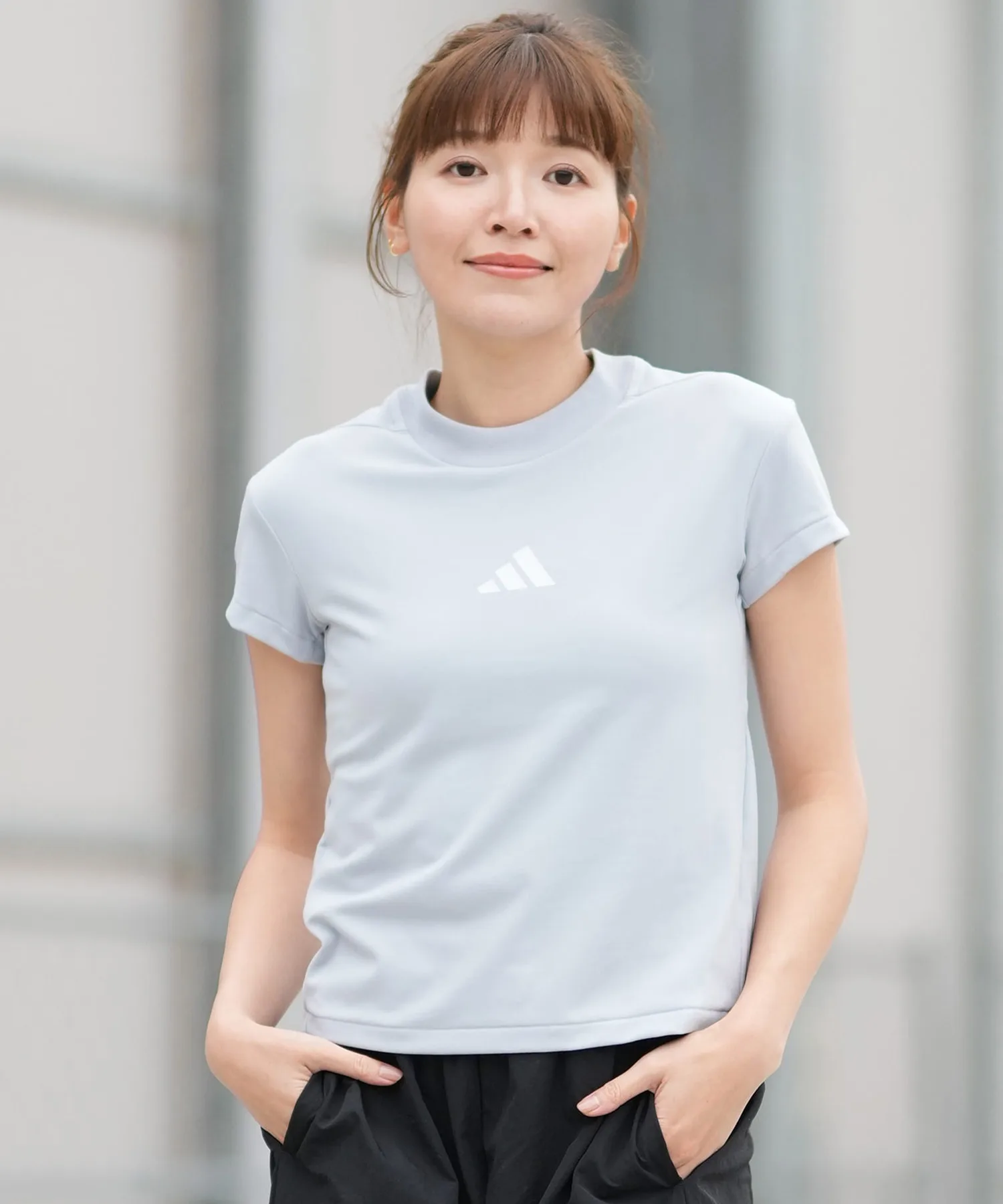 Женская футболка с технологией CLIMACOOL adidas W ZNE BB KKK37 белая с черным — фото 4