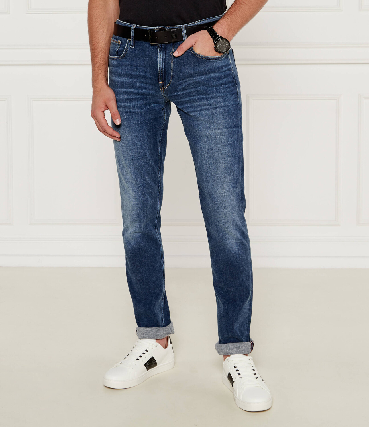 

Джинсы GUESS FINNLEY Slim Fit, темно-синий