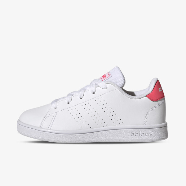 

Преимущество кроссовок k Adidas, белый