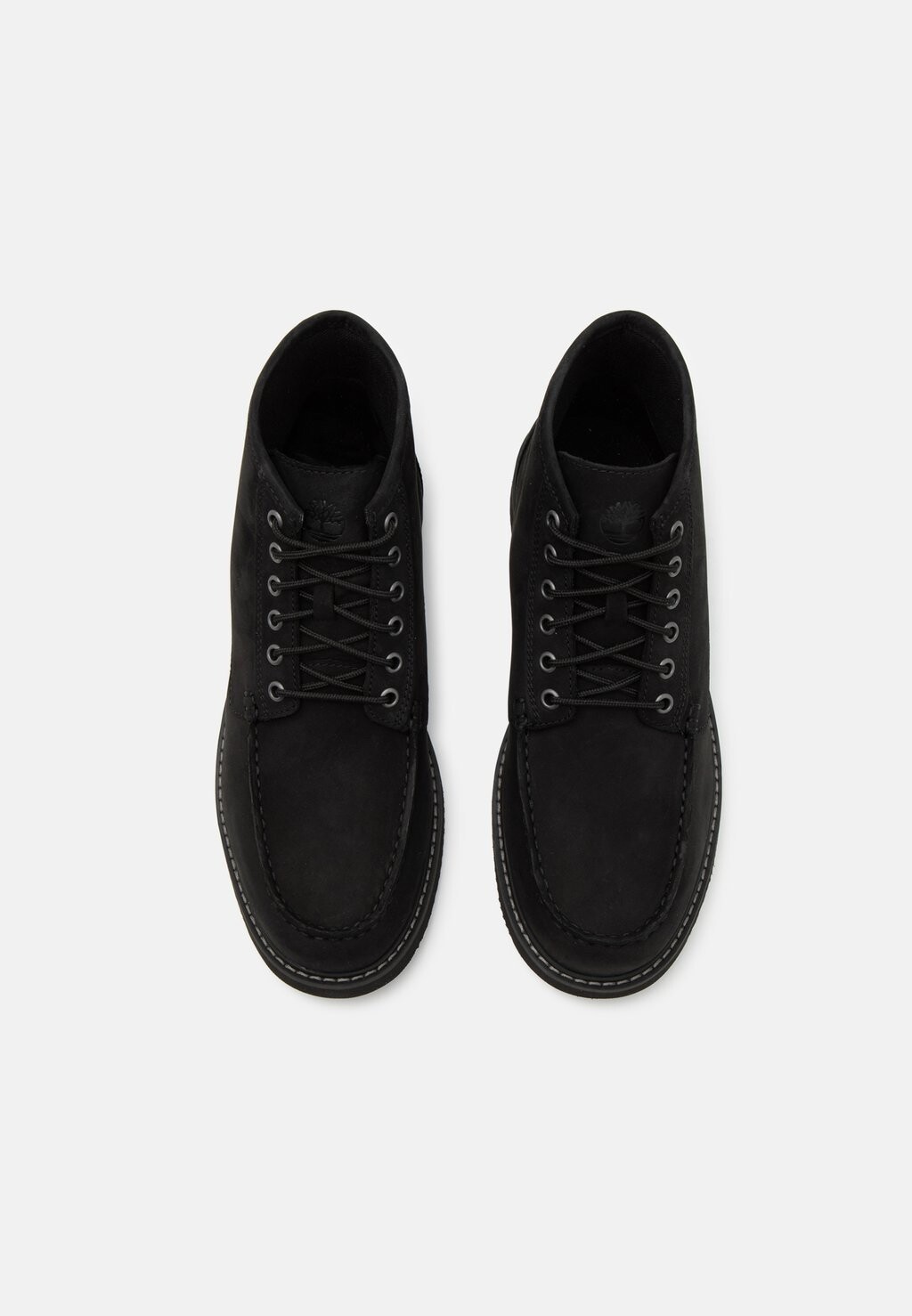 

Ботильоны на шнуровке NEWMARKET CHUKKA Timberland, черный