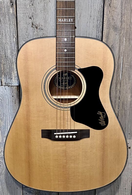

Акустическая гитара 2022 Guild A-20 Bob Marley Natural Satin, Package Deal. Amazing Historic Guitar, Super Value !