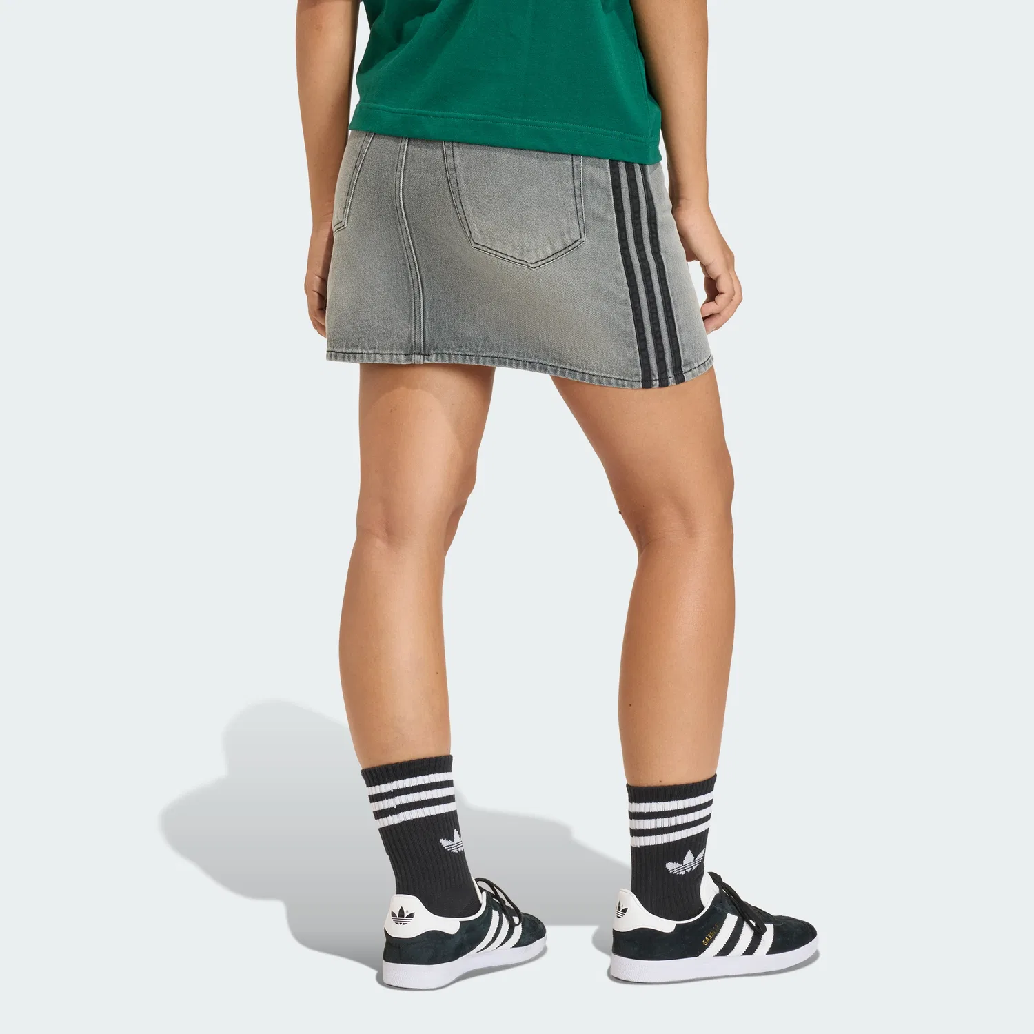 Женская джинсовая юбка с тремя полосками от Adidas — фото 2