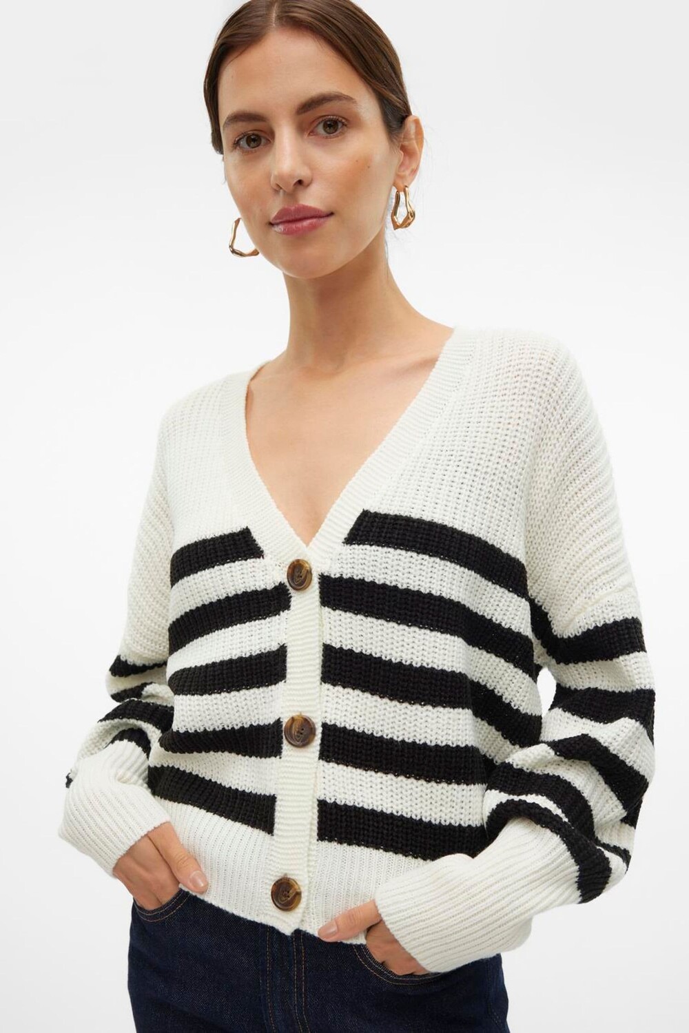 

Вязаный кардиган на пуговицах Vero Moda, белый