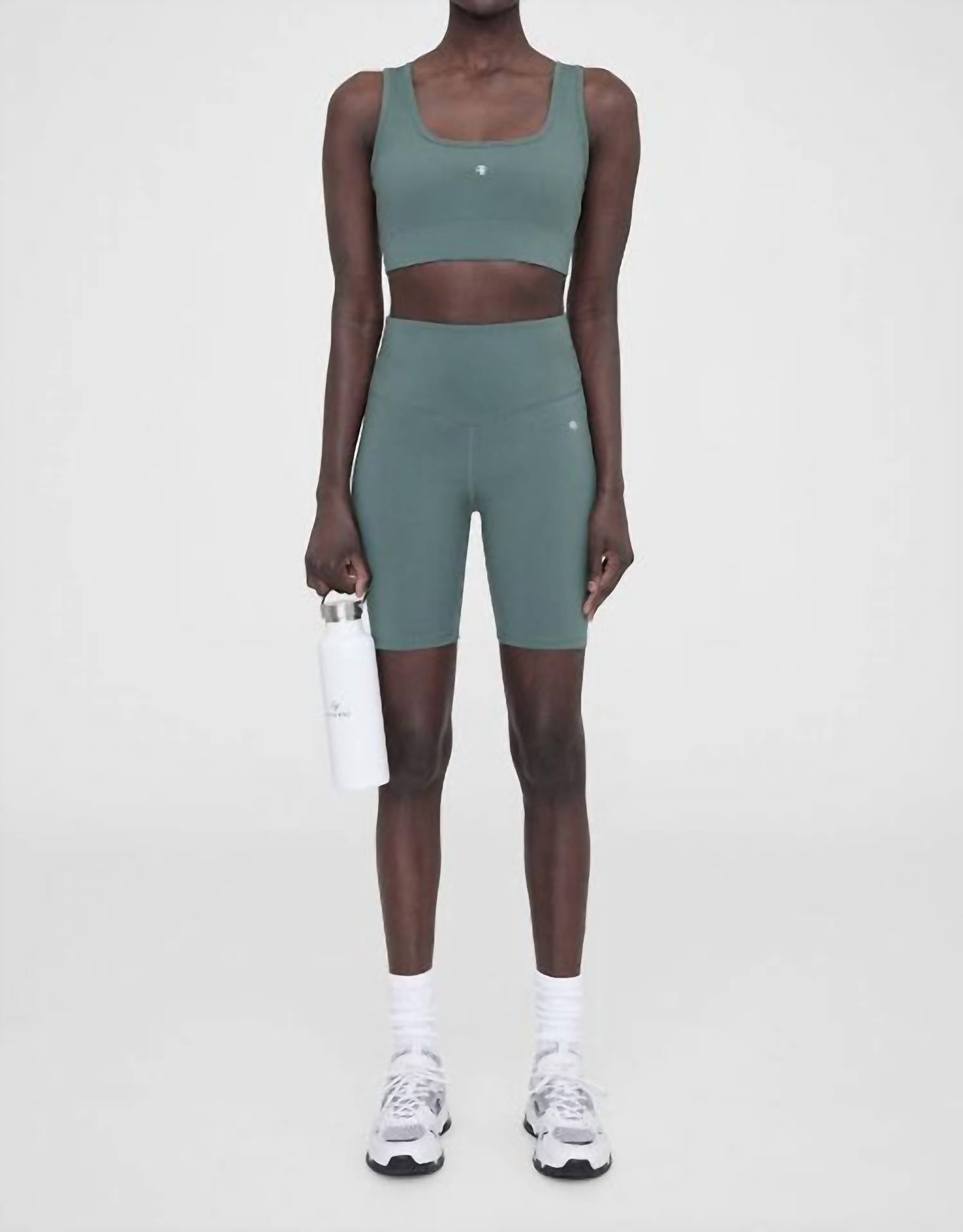 

Блейк Байкер Шорты Темный Шалфей Anine Bing, цвет dark sage