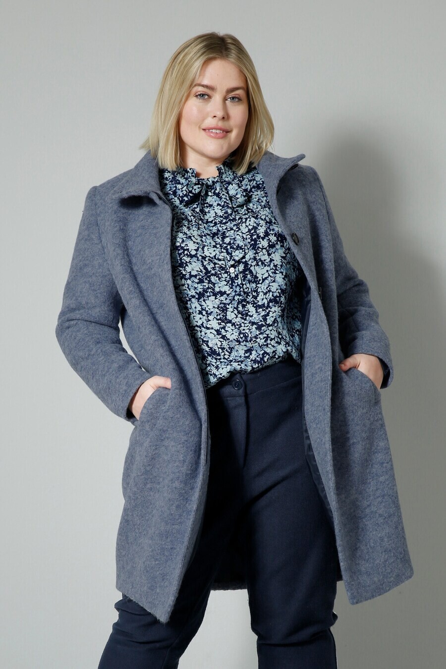 

Шерстяное пальто Sara Lindholm Between-Seasons Coat, пыльно-голубой