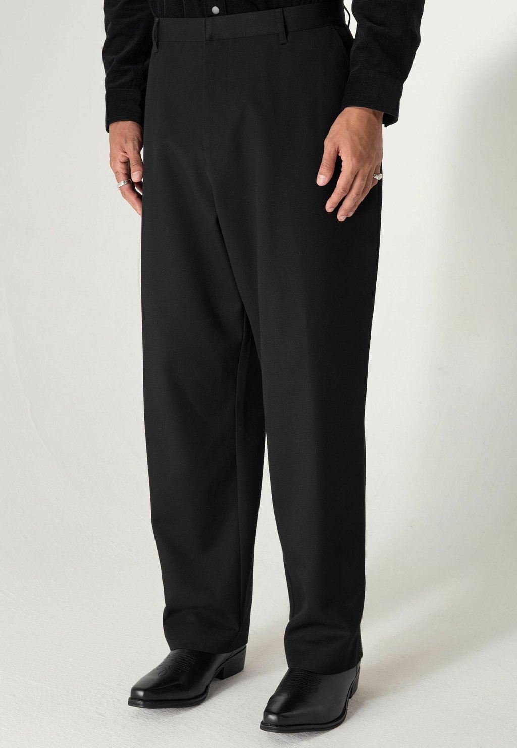 

Костюмные брюки REGULAR FIT Next, черный