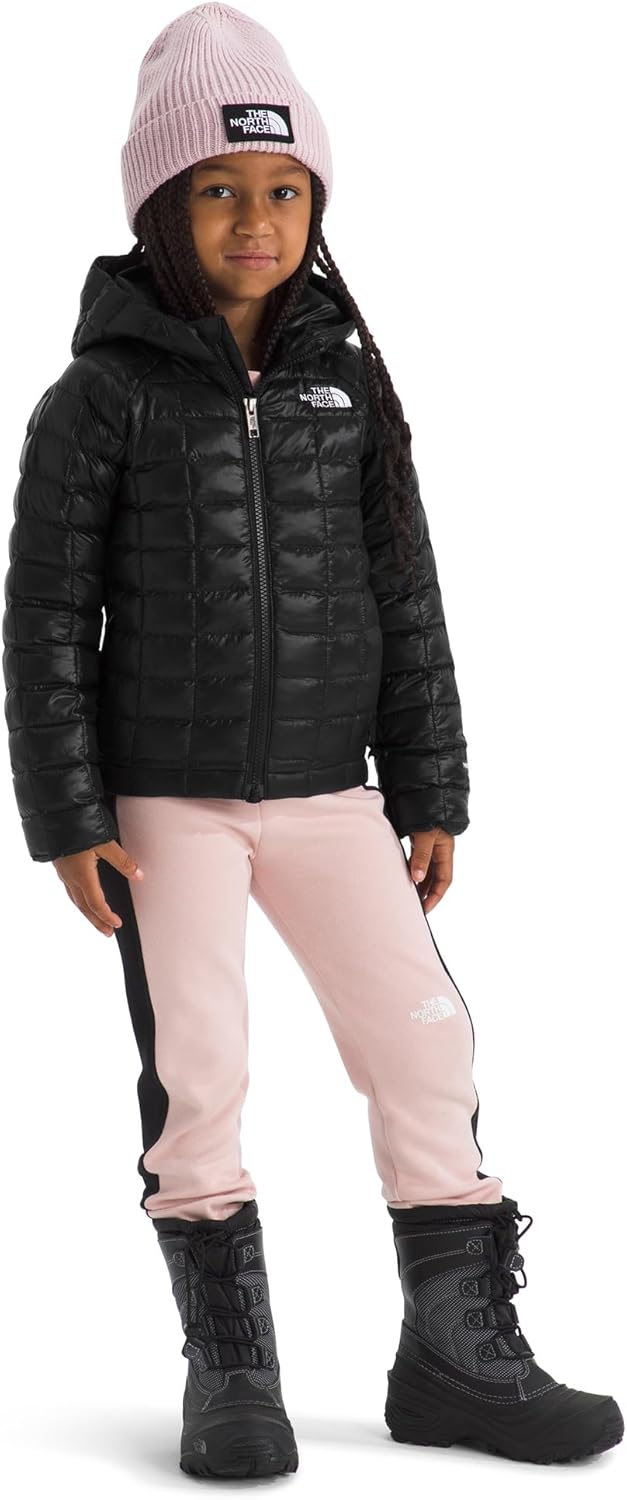 Куртка-унисекс с капюшоном The North Face Thermoball для детей | Утеплитель с высоким ворсом, ткань рипстоп, капюшон из трех частей, защита подбородка, Tnf Black — фото 4