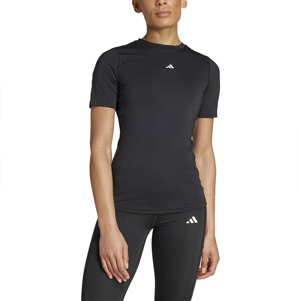 

Футболка adidas Techfit Training, черный