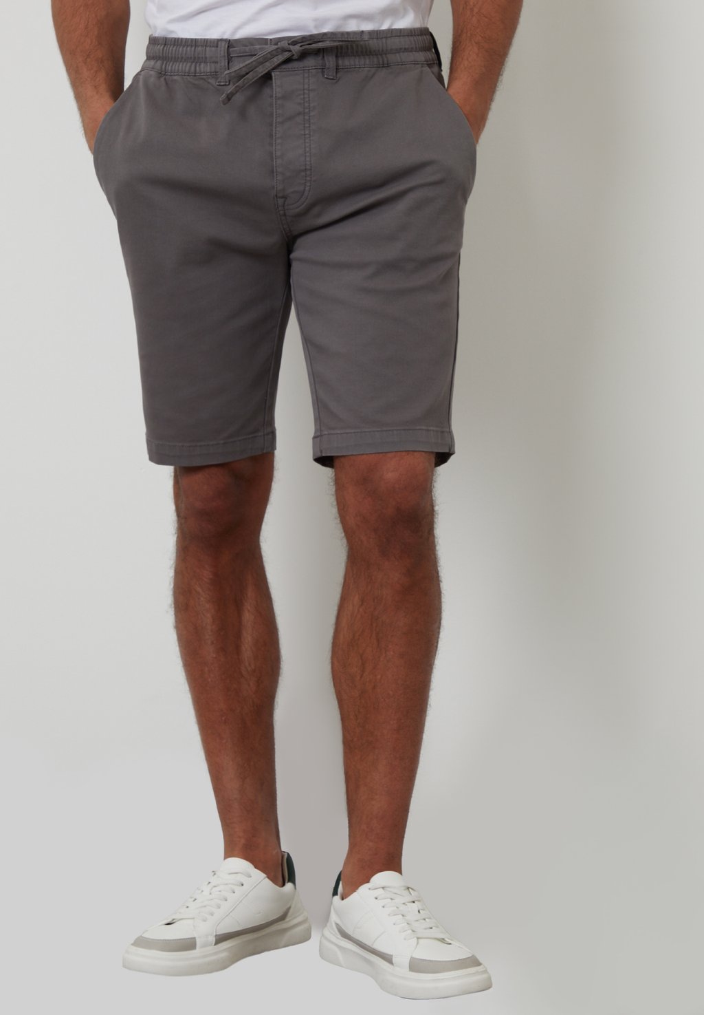 

Шорты Stoker Threadbare, серый