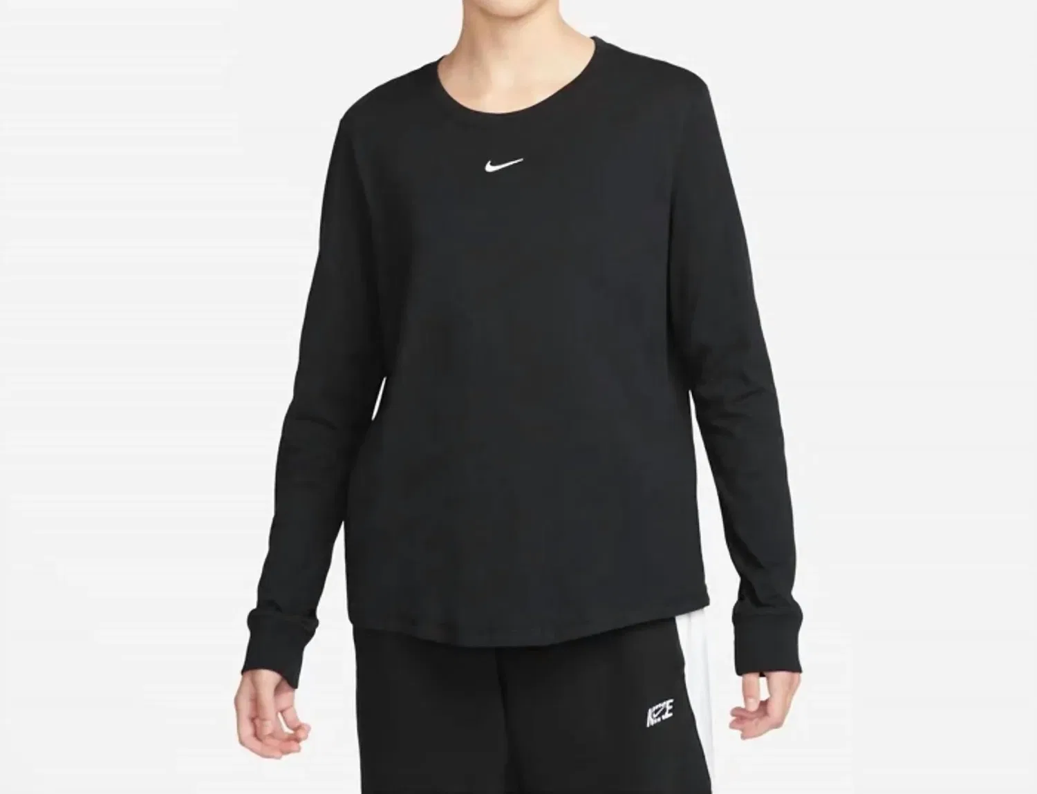 Nike Женская спортивная футболка с длинными рукавами премиум-класса, черная