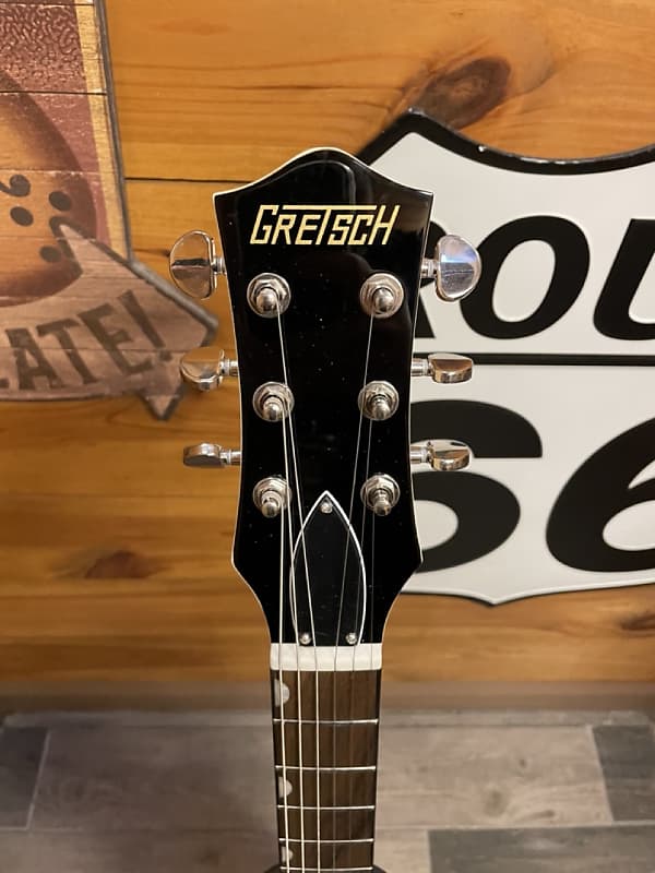 

Электрогитара Gretsch G2210 Streamliner Junior Jet Vintage White