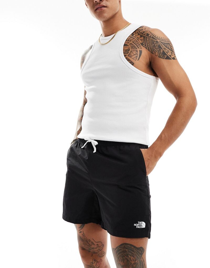 

Шорты The North Face Action Short 2.0 черного цвета