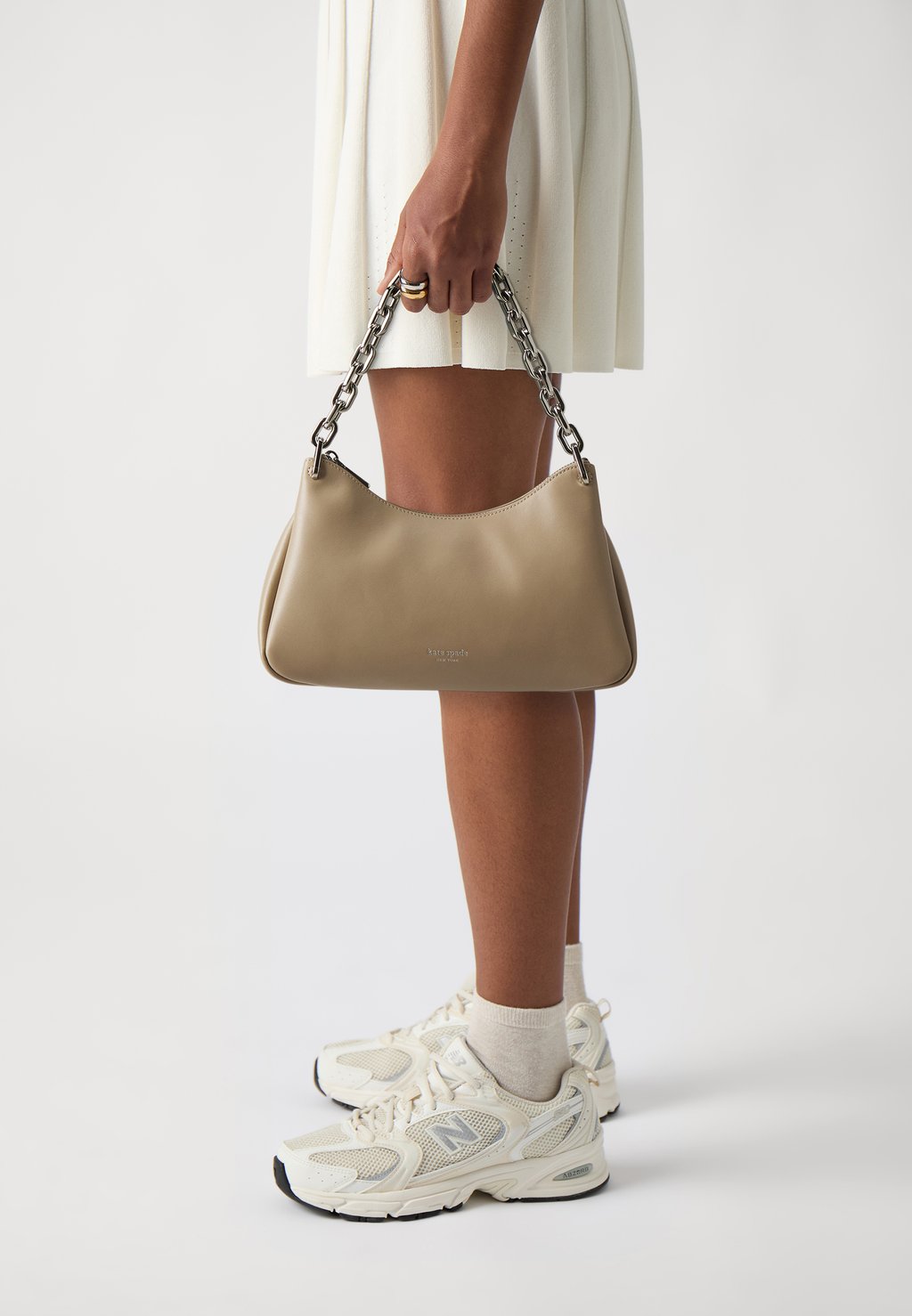

Сумка GRACE FINE GRAIN CHAIN kate spade new york, серо-коричневый