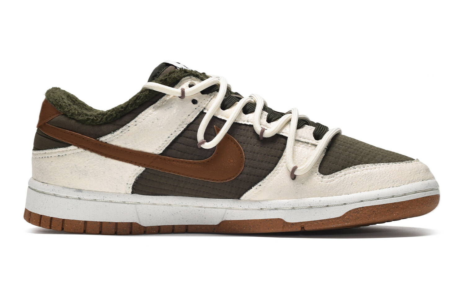 

Кроссовки Nike Dunk Skateboard Shoes Women's Low-Top White Green