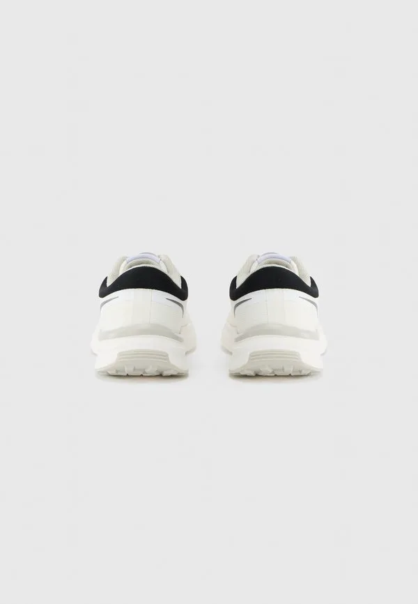 Кроссовки унисекс tyler Calvin Klein Jeans, White/Black — фото 3
