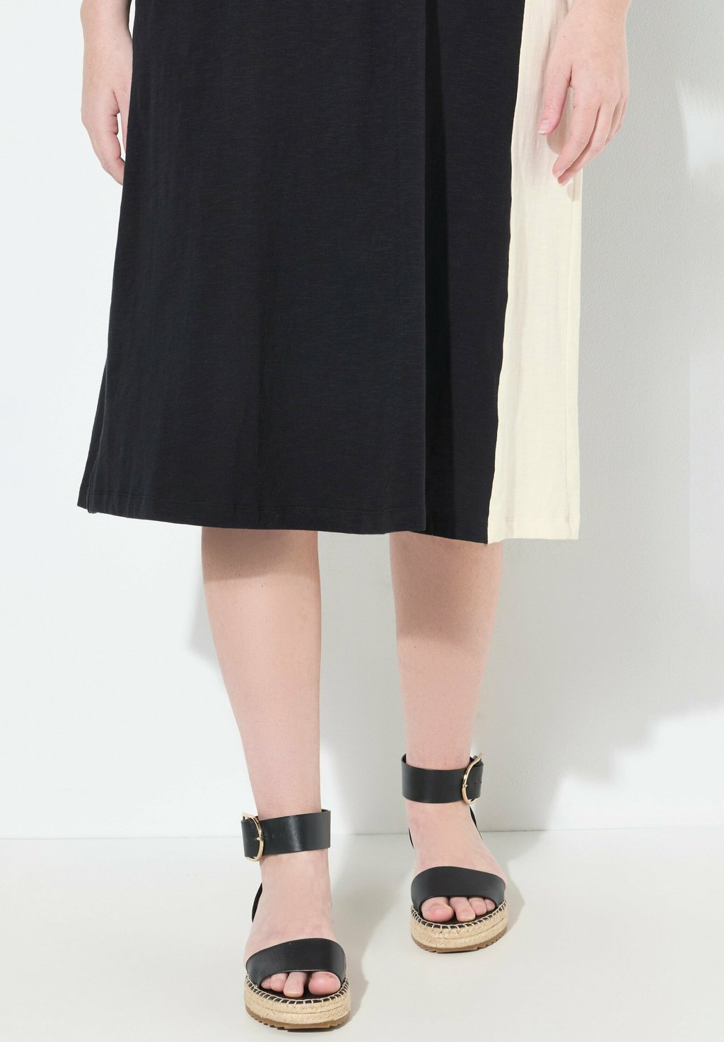 

Юбка А-силуэта ELASTIC WAIST COLORBLOCK Ulla Popken, черный