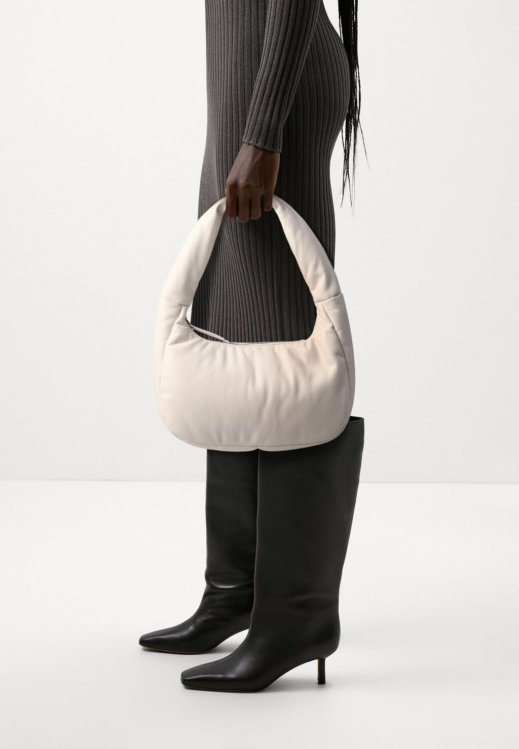 

Сумочка HANDBAG Esprit, крем