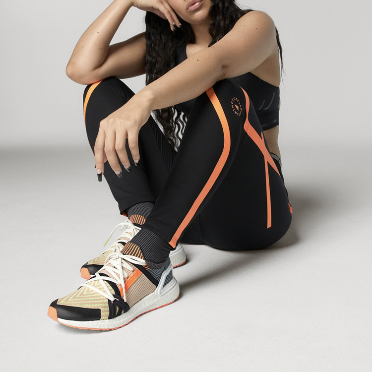 Спортивные брюки женские черные оранжевые Adidas — фото 4