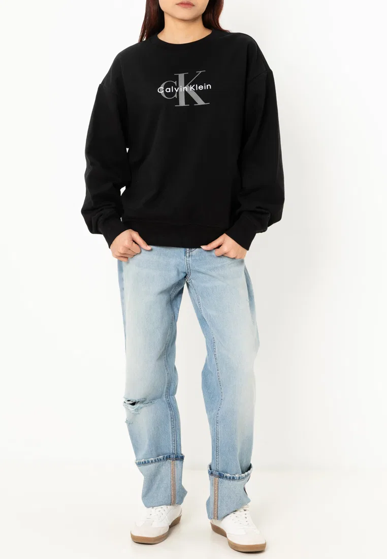 Свитшот укороченный с монограммой, Calvin Klein Jeans, черный — фото 4