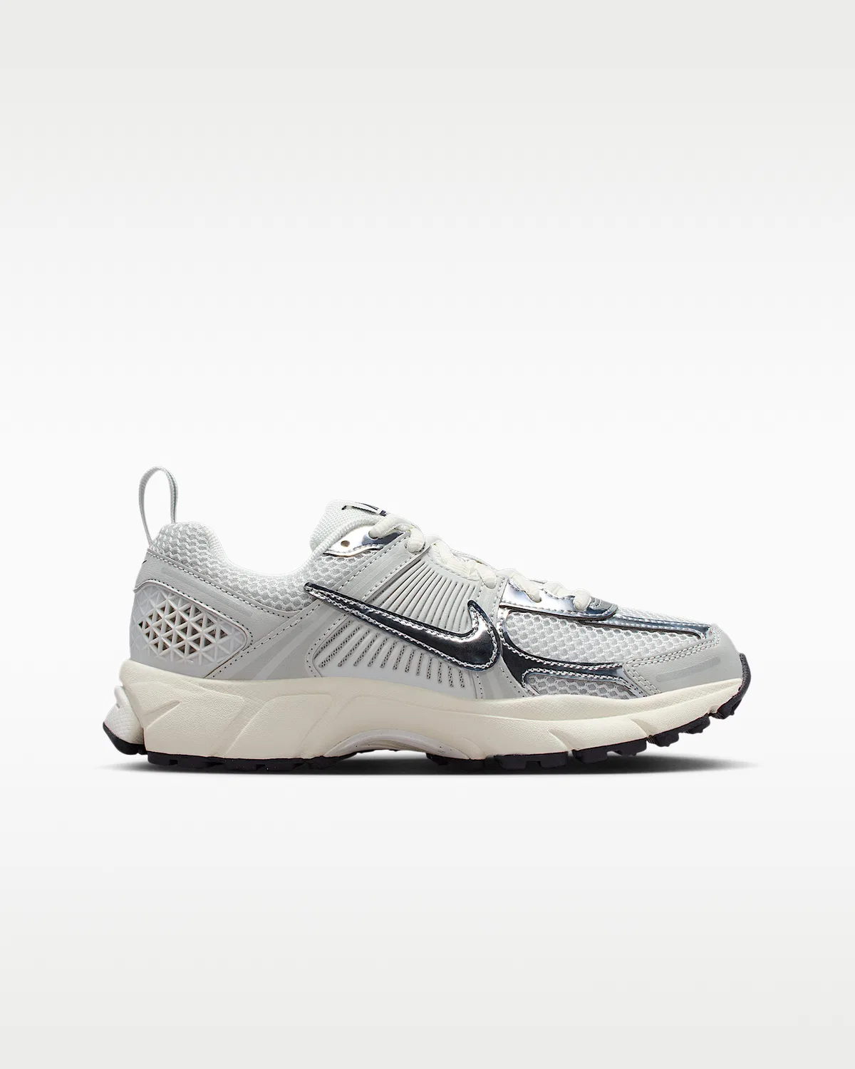Кроссовки для старших детей Nike Vomero 5, Photon Dust/Gridiron/Sail/Chrome — фото 3