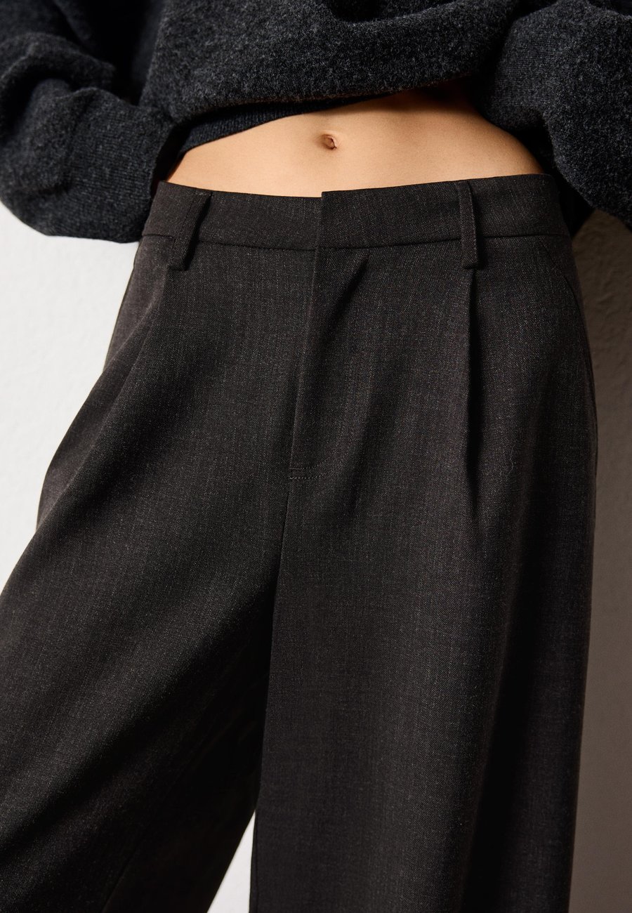 

Брюки Bershka VOLUMINOUS , Grey