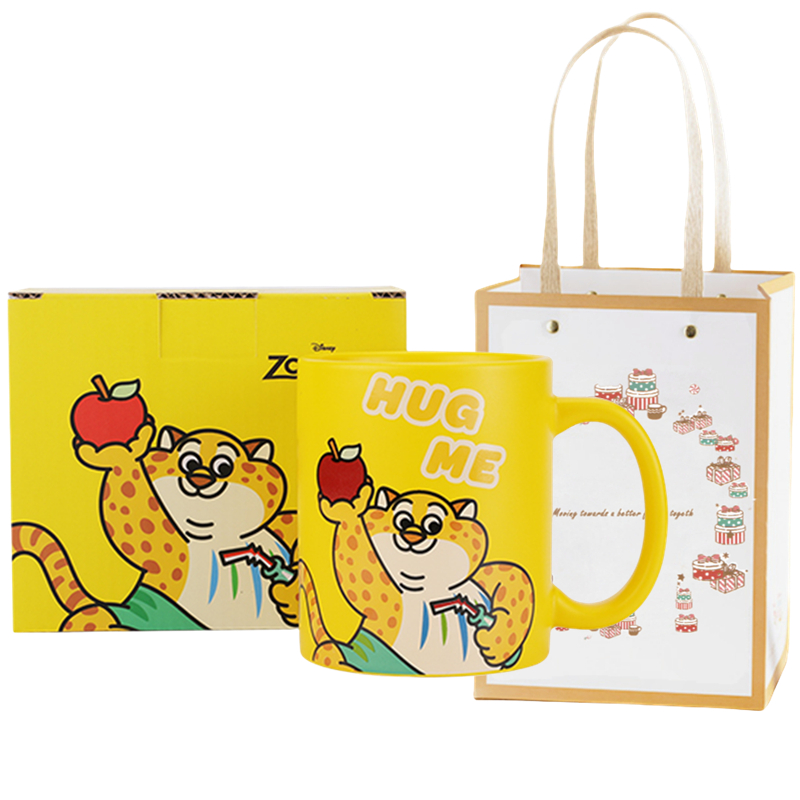 Кружка Strawberry Bear Disney, 360 мл, Leopard Officer + подарочный пакет + подарок-сюрприз