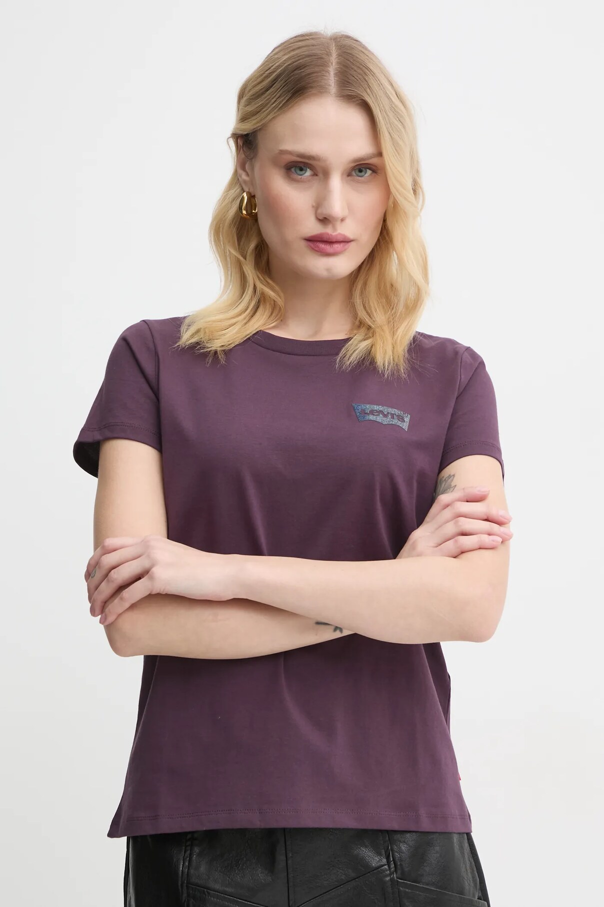 

Футболка из хлопка Levi'S, фиолетовый