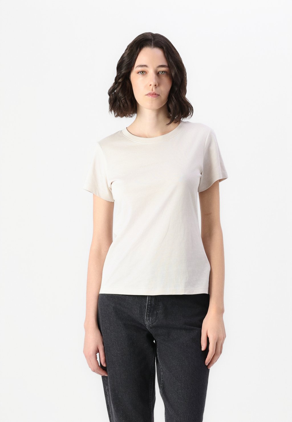 

Базовая футболка INSTITUTIONAL GRAPHIC SLIM TEE Calvin Klein Jeans, песочный