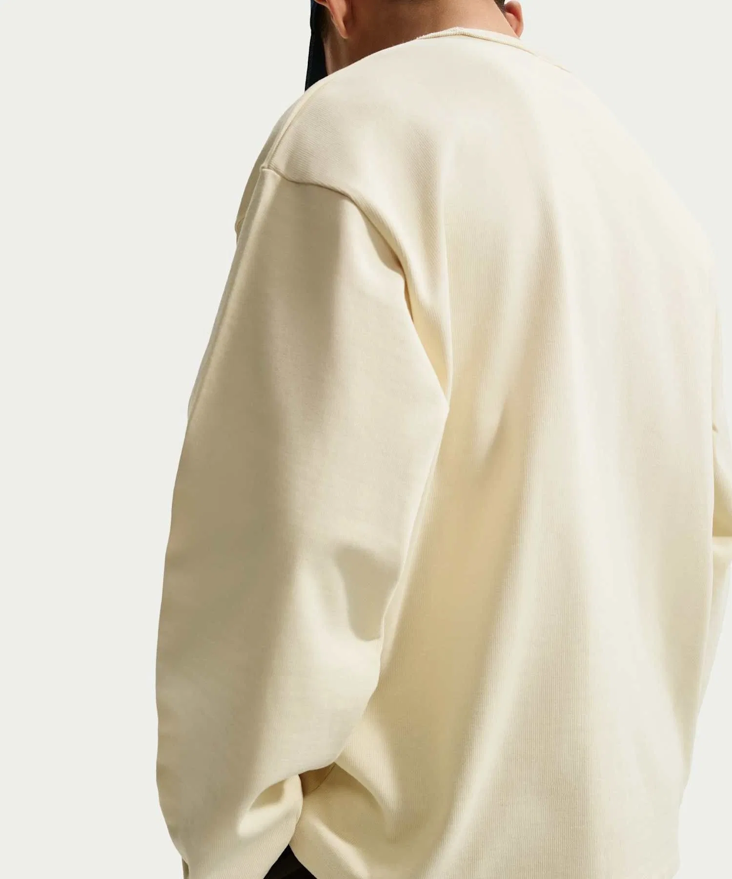 Мужская футболка Nike Life Midweight Crew Coconut Milk — фото 2